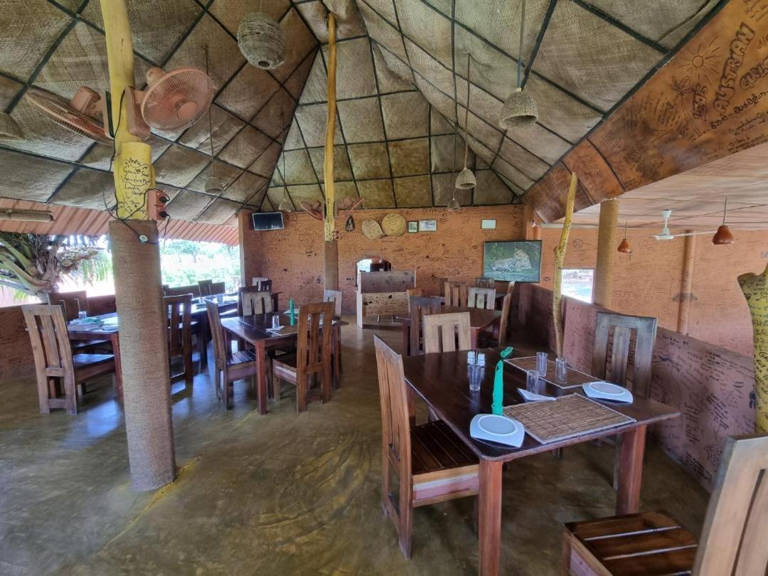 טיסמהרמה Yala Peace Cottages מראה חיצוני תמונה