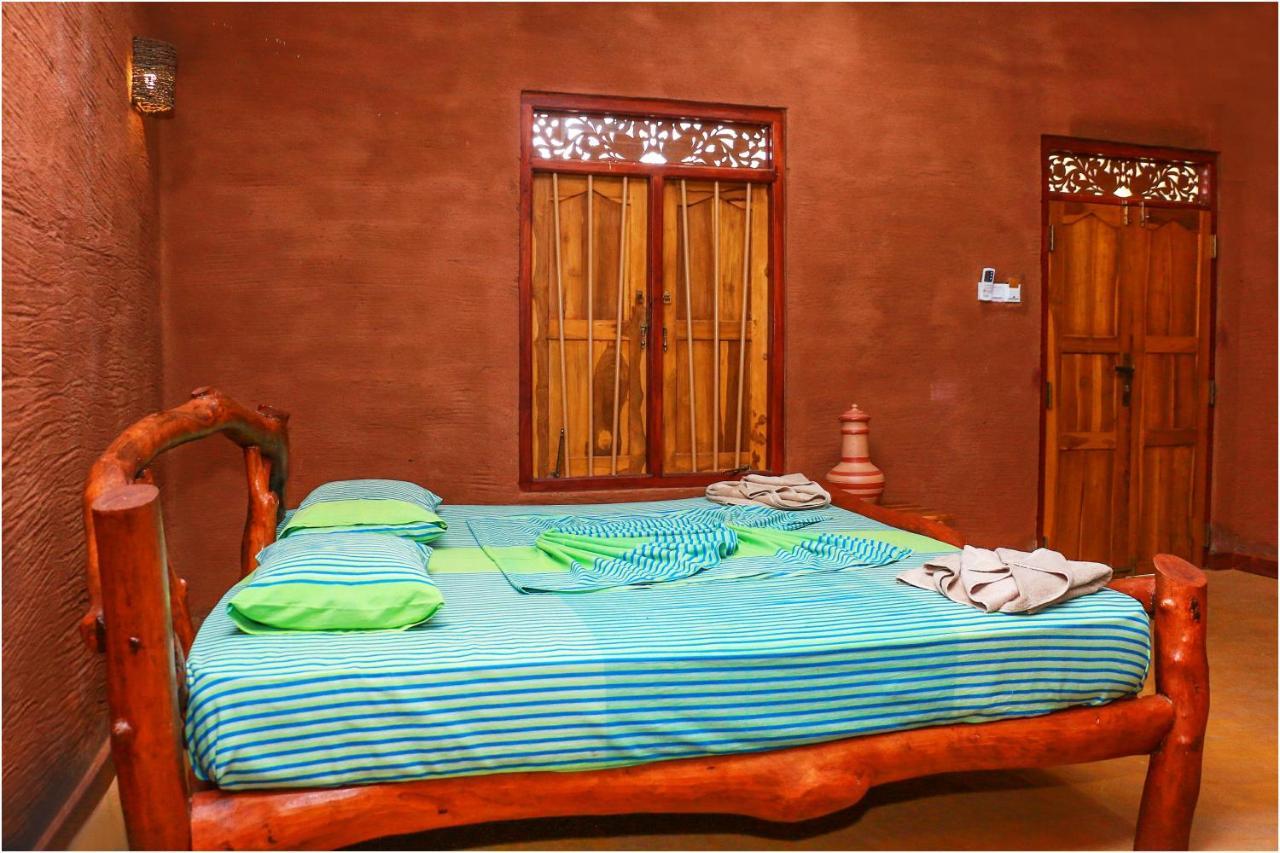 טיסמהרמה Yala Peace Cottages מראה חיצוני תמונה
